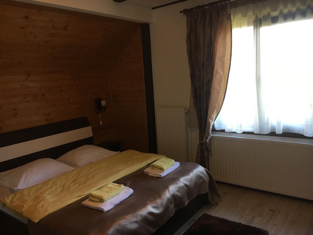 Pensiunea Esenzza 브란 외부 사진